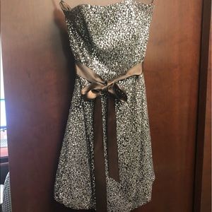 Jessica McClintock short, sleeveless party dress.